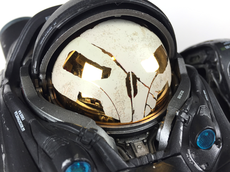 Illustration for article titled The Ultimate StarCraft Action Figure
